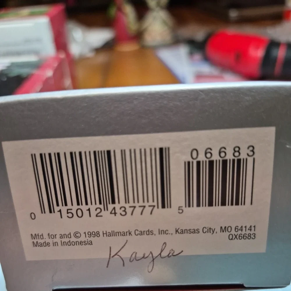 Hallmark this lot